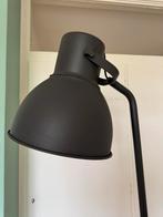Hektar, staande lamp, Huis en Inrichting, Lampen | Vloerlampen, Ophalen, Zo goed als nieuw, 150 tot 200 cm