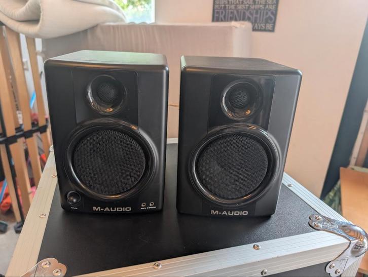M-audio speakers, audio interface, Alto mixer in flightcase, Muziek en Instrumenten, Dj-sets en Draaitafels, Zo goed als nieuw