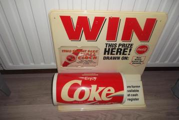 { oude } Coca- Cola  display beschikbaar voor biedingen
