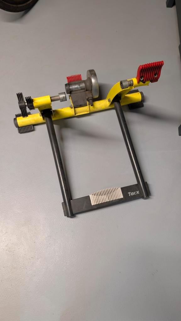 Tacx Cycleforce Swing Fietstrainer, Sport en Fitness, Wielrennen, Gebruikt, Overige typen, Ophalen