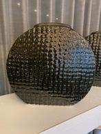 2 Donkergroene Porseleinen Sier Vazen, Ophalen, Aardewerk of Porselein, Zo goed als nieuw, Minder dan 50 cm