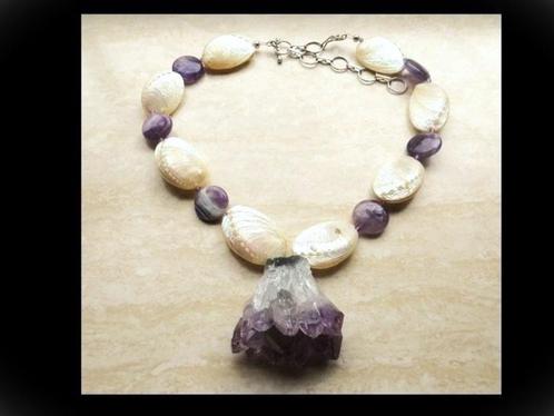 Bijzonder Collier Witte Schelpen en Amethist Stenen!, Sieraden, Tassen en Uiterlijk, Antieke sieraden, Ketting, Overige materialen