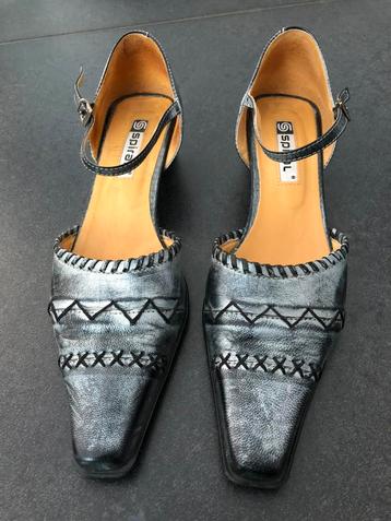 Elegante damesschoen grijs/zilver pumps mt.40 merk Spiral beschikbaar voor biedingen