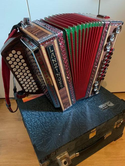 Steierische harmonica Lanzinger ADGC (vrijwel nieuw), Muziek en Instrumenten, Accordeons, Zo goed als nieuw, Overige formaten