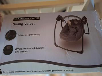 Elektrische schommelstoel. beschikbaar voor biedingen