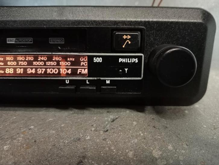 Philips 500 Fm Radio Cassette Oldtimer Youngtimer, Auto diversen, Autoradio's, Zo goed als nieuw, Ophalen of Verzenden