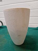 bloempot licht grijs ruw, Tuin en Terras, Ophalen of Verzenden, 'T Olde Gre-j, Info@toldegrej.nl, Endepoelstraat 20f Didam