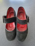 Suède schoen met sleehak., Ophalen of Verzenden