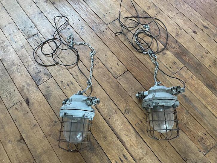 Vintage Industrial | Hang Lamp x 2, Huis en Inrichting, Lampen | Hanglampen, Gebruikt, 50 tot 75 cm, Ophalen