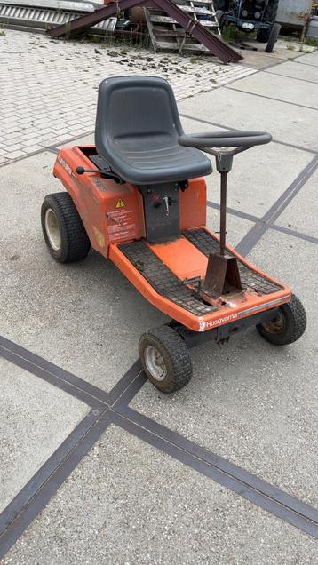 Husqvarna rider 820-8 beschikbaar voor biedingen