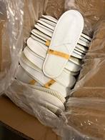 Partij nieuwe slippers voor eenmalig gebruik (92 stuks), Kleding | Dames, Schoenen, Ophalen of Verzenden, Nieuw