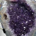 Amethyst op Standaard van 11 Kilo., Verzamelen, Mineralen en Fossielen, Ophalen of Verzenden