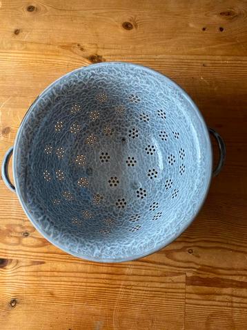 Vintage Emaille Vergiet beschikbaar voor biedingen