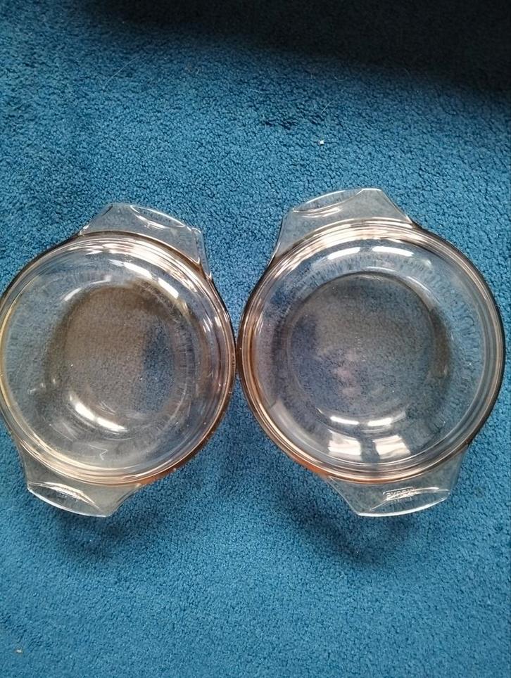 2 Pyrex Corning glazen dekschalen met deksel, Huis en Inrichting, Keuken | Keukenbenodigdheden, Gebruikt, Ophalen