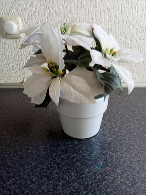prachtige kunst bloem in witte pot, Huis en Inrichting, Woonaccessoires | Droogbloemen, Ophalen of Verzenden