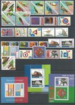 Suriname 2001, complete jaargang, Postfris., Postzegels en Munten, Postzegels | Suriname, Verzenden, Postfris