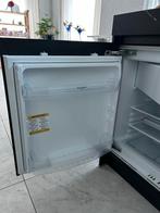 Whirlpool inbouw koelkast met vriezer - Zo goed als nieuw!, Witgoed en Apparatuur, Koelkasten en IJskasten, Ophalen, Minder dan 85 cm