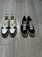 Dames sneakers en gympen 2 paar €15,-, Ophalen, Zo goed als nieuw, Meisje, Schoentjes