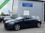 Volvo V40 2.0 D4 Momentum Business, Navi, Euro 5, Gebruikt, Blauw, Bedrijf