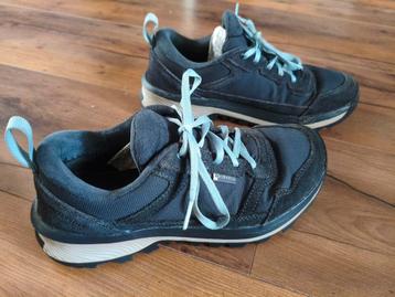 Wandelschoenen Quechua, leer waterproof, weinig gedragen. beschikbaar voor biedingen