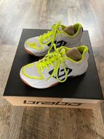 Brabo zaal hockeyschoenen maat 33, Sport en Fitness, Hockey, Ophalen of Verzenden, Zo goed als nieuw, Schoenen