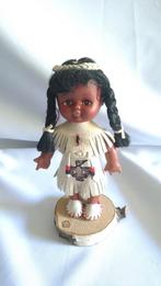 Carlson pop indiaan native american inheems 20 cm, Verzamelen, Poppen, Ophalen of Verzenden, Zo goed als nieuw, Pop
