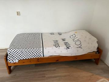 Mooi (kinder)bed van 2 meter met matras (2/2) beschikbaar voor biedingen