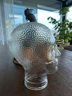 Retro glazen hoofd, Ophalen