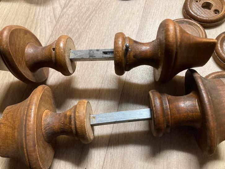 Deur krukken  ( echte oude), Doe-het-zelf en Verbouw, Hang- en Sluitwerk, Zo goed als nieuw, Klink of Kruk, Ophalen of Verzenden