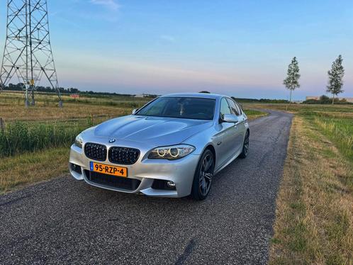 BMW 5-Serie 3.0 I 523 AUT 2011 Grijs, Auto's, BMW, Particulier, 5-Serie, Benzine, B, Sedan, Automaat, Origineel Nederlands, Zilver of Grijs