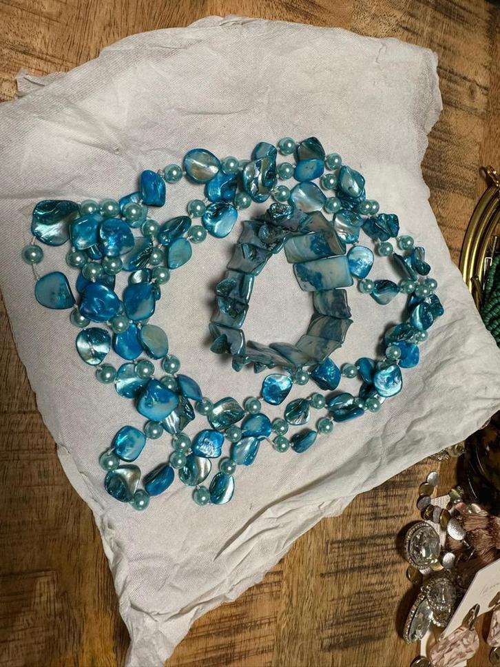 Blauwe Ketting en Armband Set, Sieraden, Tassen en Uiterlijk, Armbanden, Zo goed als nieuw, Kunststof of Plastic, Blauw, Ophalen of Verzenden