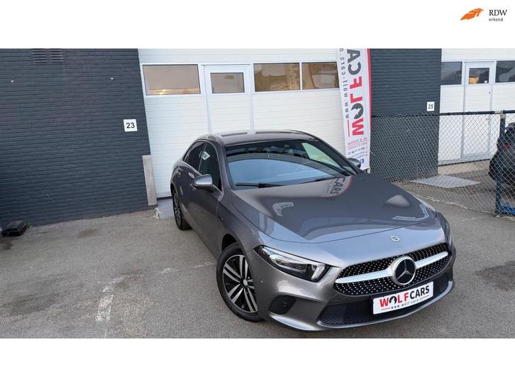 Mercedes-Benz A-klasse 250 e Premium Plus | 1 Jaar Grantie, Auto's, Mercedes-Benz, Bedrijf, Te koop, A-Klasse, 360° camera, ABS