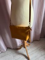 Diversen Dames Schouder/Hand Tassen ( Leder/Nubuck), Ophalen of Verzenden, Zo goed als nieuw, Overige kleuren, Schoudertasje
