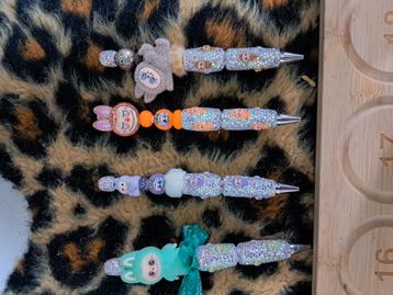 Pennen️ beschikbaar voor biedingen