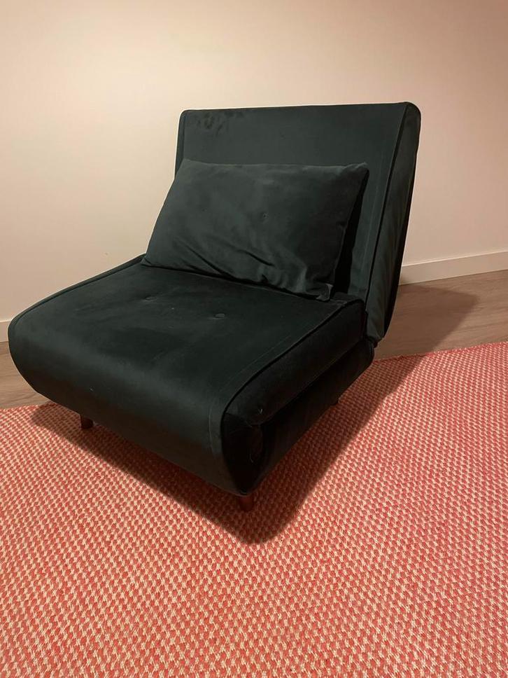Made Haru slaapfauteuil - Zo goed als nieuw!, Huis en Inrichting, Banken | Sofa's en Chaises Longues, Zo goed als nieuw, Eenpersoons