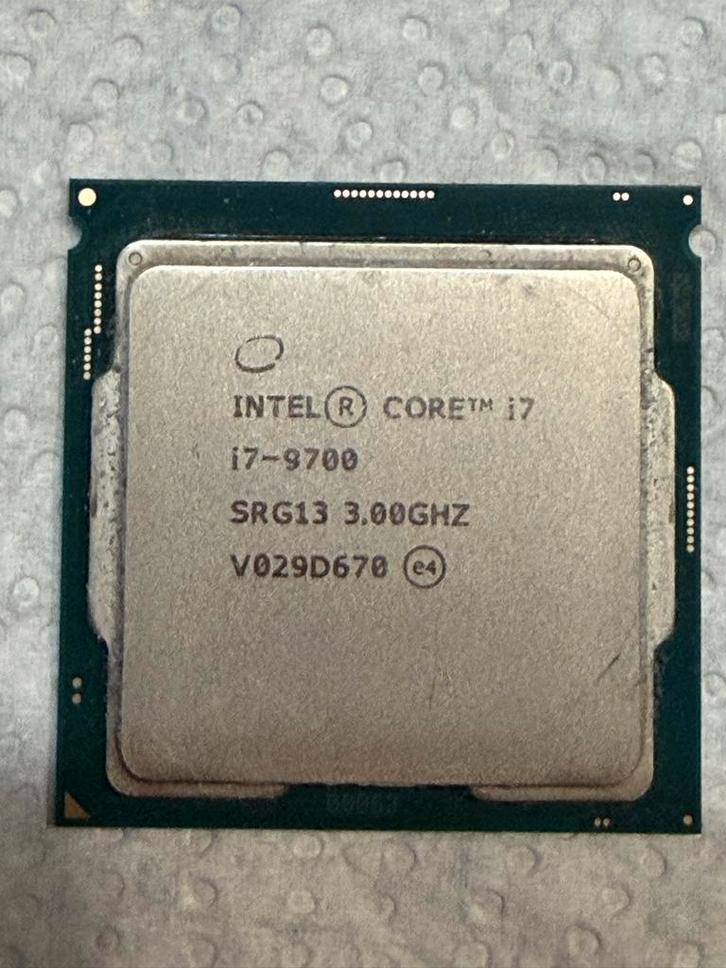 Intel Core i7 Processoren, Computers en Software, Processors, Gebruikt, 8-core, 3 tot 4 Ghz, Ophalen of Verzenden
