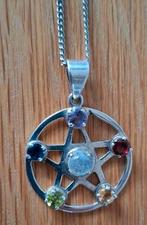 Zilveren hanger met ketting met geslepen steentjes Chakra., Ophalen of Verzenden, Zo goed als nieuw, Zilver