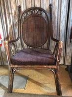 Houten stoel (bamboe?) +tafeltje. TEAB., Huis en Inrichting, Stoelen, Riet of Rotan, Gebruikt, Bruin, Eén