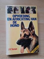 OPVOEDING EN AFRICHTING VAN DE HOND  JR Toman, Ophalen of Verzenden, Gelezen, Overige diersoorten