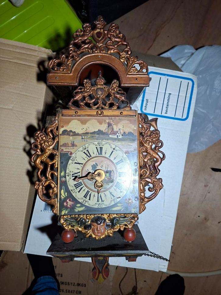 Oude Hangklok met Molen Voorstelling, Antiek en Kunst, Antiek | Klokken, Ophalen of Verzenden