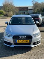 Audi A1 1.0 Tfsi 82pk 2017 Grijs, Auto's, Audi, Voorwielaandrijving, A1, 24 km/l, Particulier