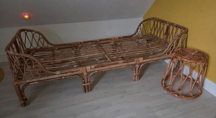 Rotan bed Noor, Huis en Inrichting, Slaapkamer | Bedden, Zo goed als nieuw, Eenpersoons, 90 cm, 200 cm, Hout, Bruin, Ophalen