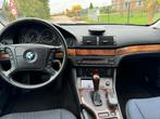 BMW 5-serie 520i Executive AIRCO CRUISE CONTROL LM VELGEN, Gebruikt, Zwart, Metallic lak, Blauw