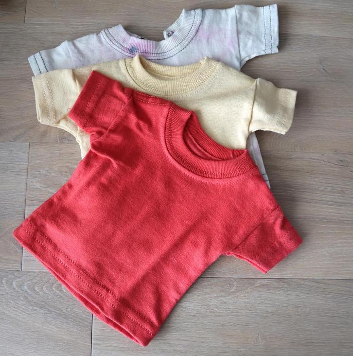 3 T-shirts voor SD 1/3 ball jointed doll / Bjd, Verzamelen, Poppen, Gebruikt, Kleertjes, Ophalen of Verzenden
