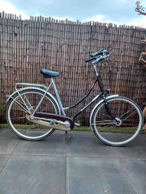 Batavus fiets 3 versnellingen, Fietsen en Brommers, Fietsen | Dames | Damesfietsen, Zo goed als nieuw, Overige merken, Versnellingen
