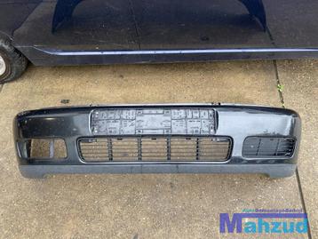 VW POLO 3 6V2 voorbumper zwart beschikbaar voor biedingen