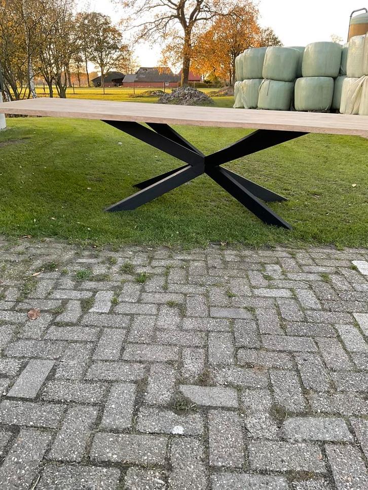 Nieuwe boomstamtafel eiken 220 x 100, Huis en Inrichting, Tafels | Eettafels, Zo goed als nieuw, 100 tot 150 cm, 200 cm of meer