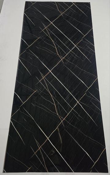 3mm dikte wandpanelen 270X122 beschikbaar voor biedingen