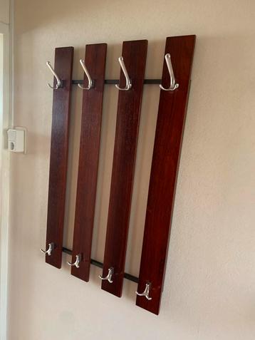 Kapstok geweldige pastoe palissanderhouten wandkapstok jaren beschikbaar voor biedingen