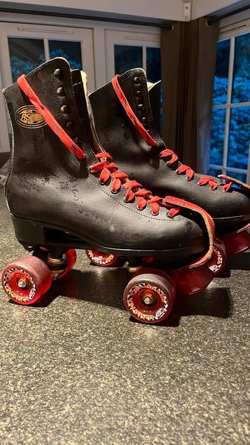 Rollerskates RS zgan maat 42 beschikbaar voor biedingen
